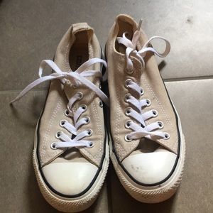 Khaki Converse fits like a 7
